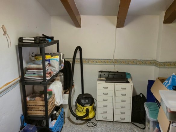 4 Bedroom 1 Bathroom Country House in Almansa - Caza De Casa