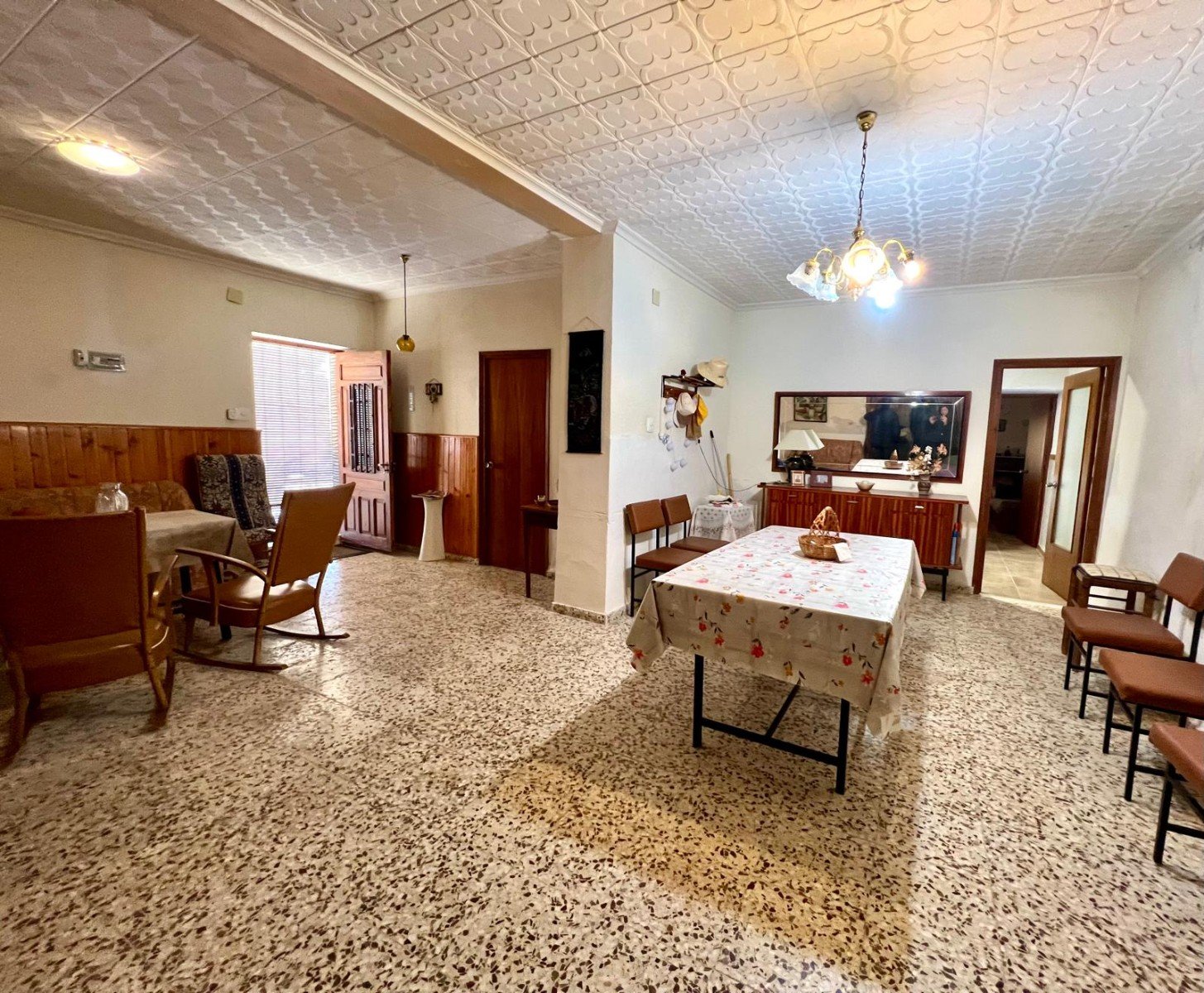 37b38f10e9667841 6 Bedroom 1 Bathroom Country House in Monóvar/Monóver - Caza De Casa