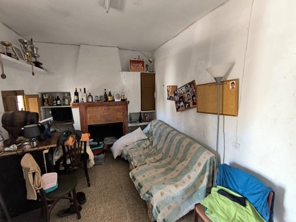 5 Bed 2 Bath Country House in Abaran - Caza De Casa