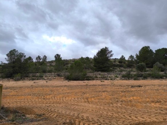 14,595 m² Land in Chinorlet - Caza De Casa