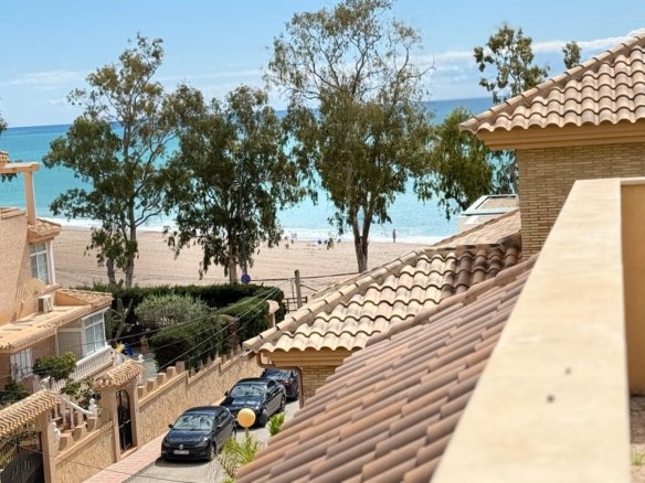 5 Bedroom 4 Bathroom Villa in Mazarron - Caza De Casa