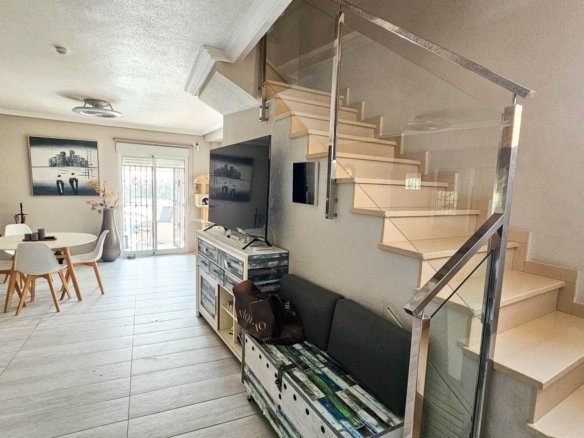 3 Bedroom 3 Bathroom Villa in Orihuela Costa - Caza De Casa