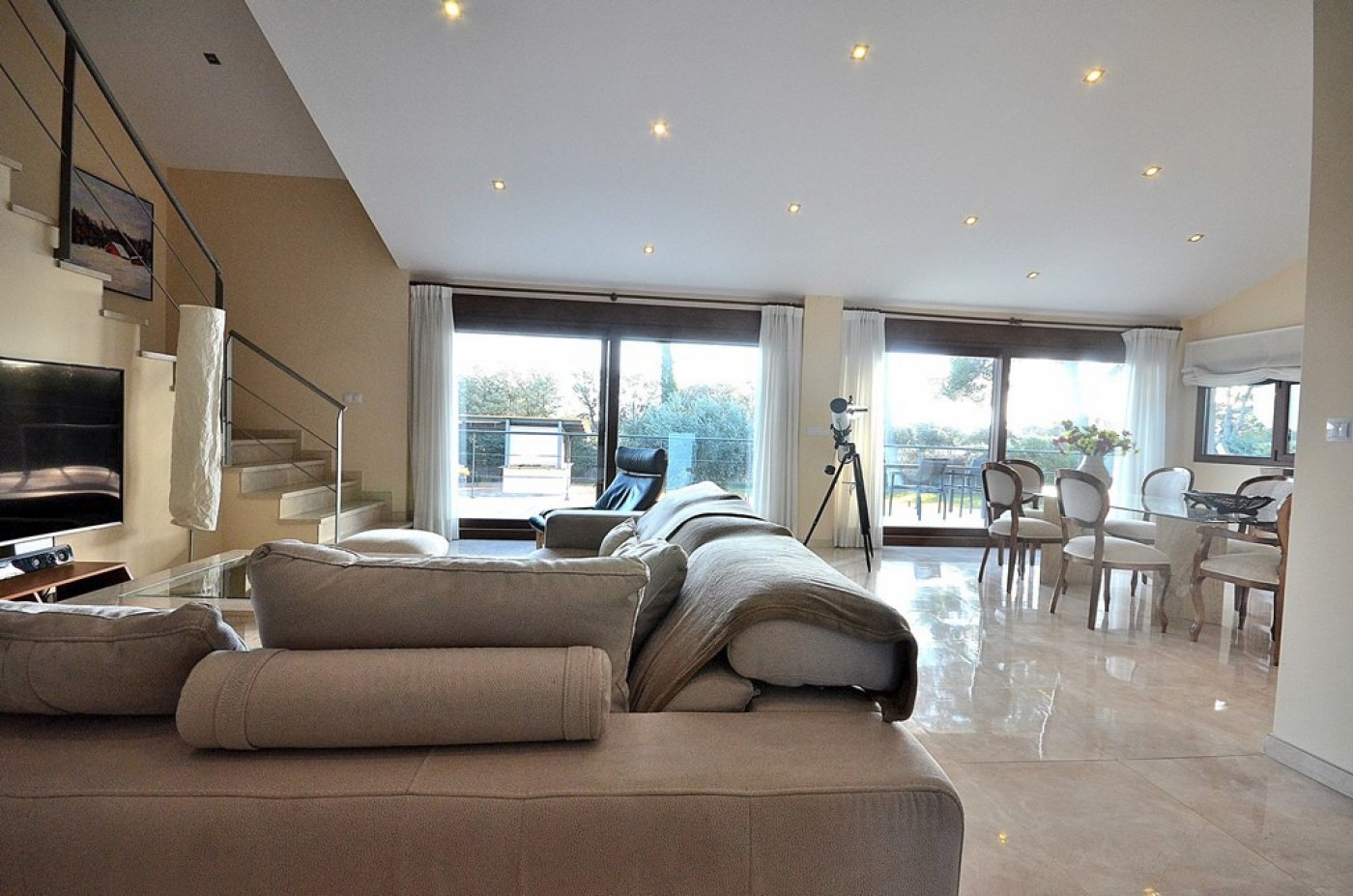 5 Bedroom 5 Bathroom Villa in Albacete - Caza De Casa
