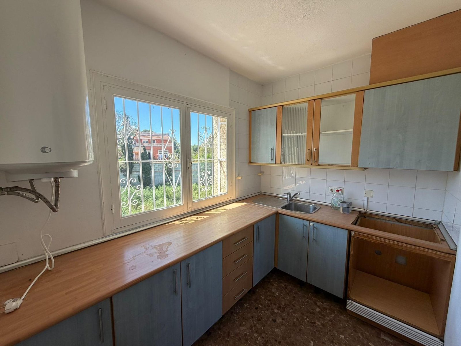 4-17 4 Bedroom 2 Bathroom Villa in Torrevieja - Caza De Casa