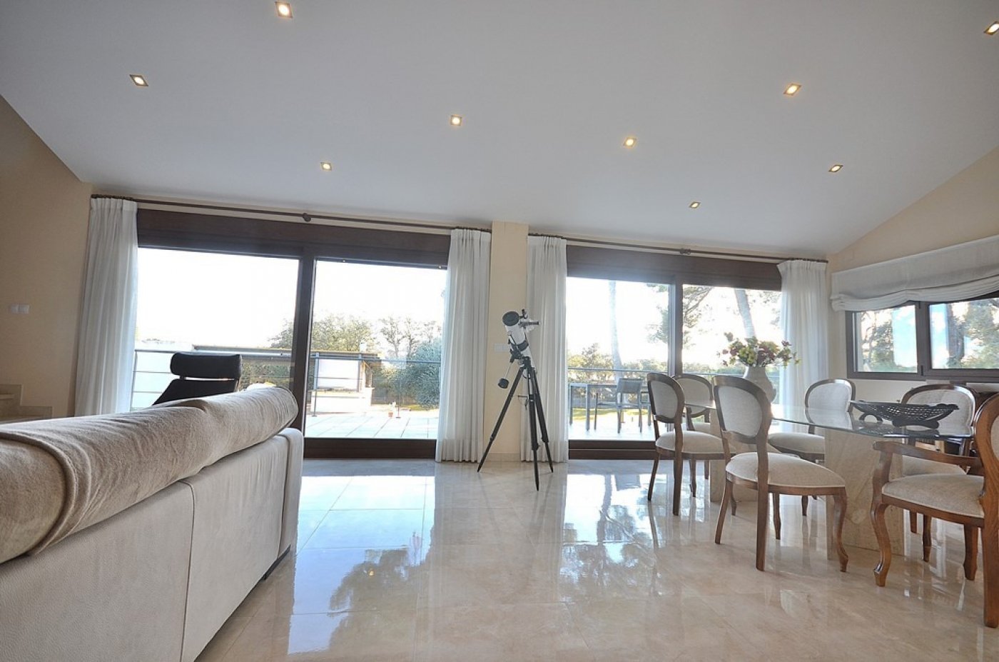 5 Bedroom 5 Bathroom Villa in Albacete - Caza De Casa