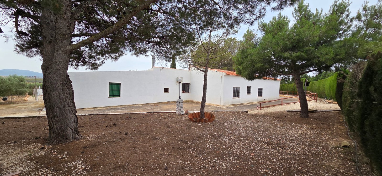 6 Bedroom 2 Bathroom Country House in Pinoso - Caza De Casa