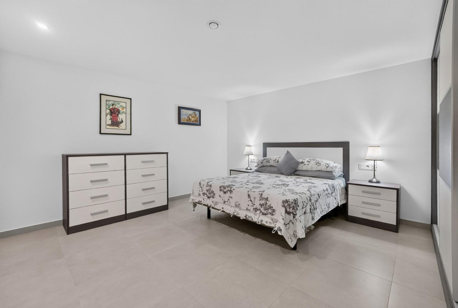 4-25 5 Bedroom 4 Bathroom Villa in Rojales - Caza De Casa