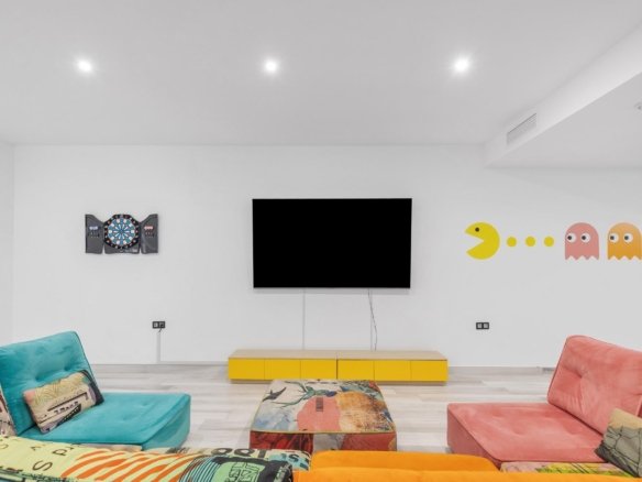 3 Bedroom 3 Bathroom Villa in Orihuela Costa - Caza De Casa