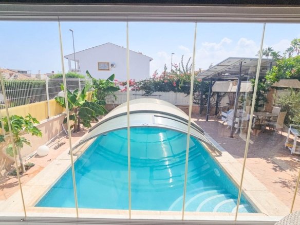 3 Bedroom 3 Bathroom Villa in Orihuela Costa - Caza De Casa