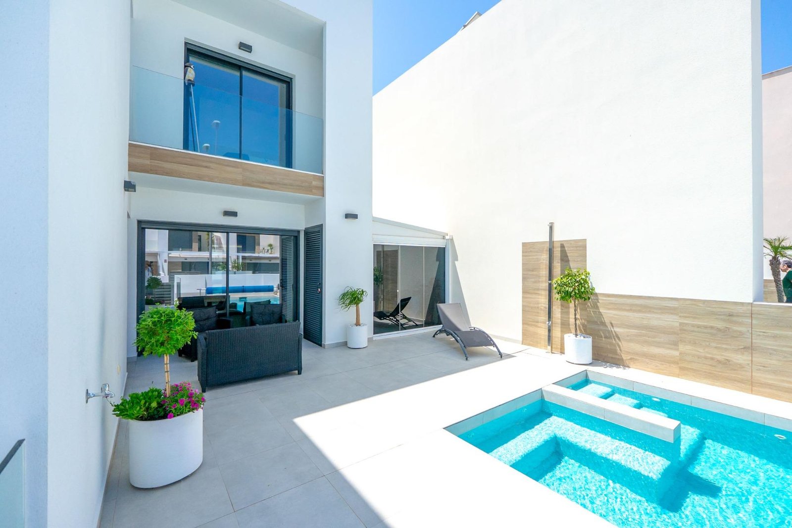 4-30 5 Bedroom 4 Bathroom Villa in Rojales - Caza De Casa