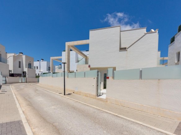 3 Bedroom 3 Bathroom Villa in Orihuela Costa - Caza De Casa
