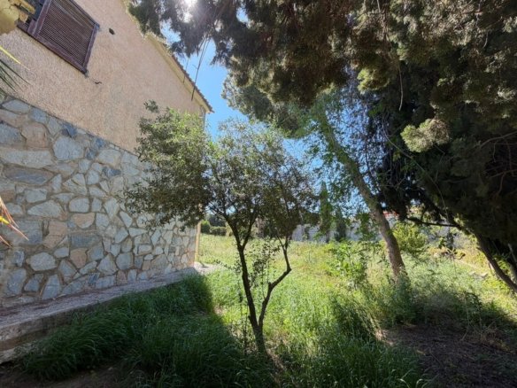 4 Bedroom 2 Bathroom Villa in Torrevieja - Caza De Casa