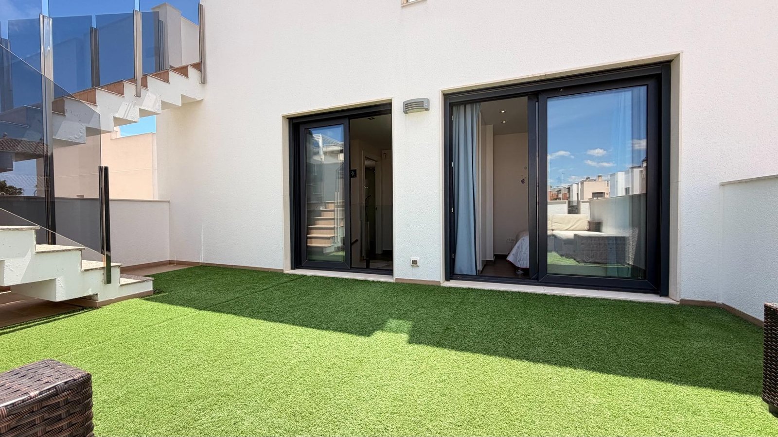 5 Bedroom 3 Bathroom Villa in Torrevieja - Caza De Casa