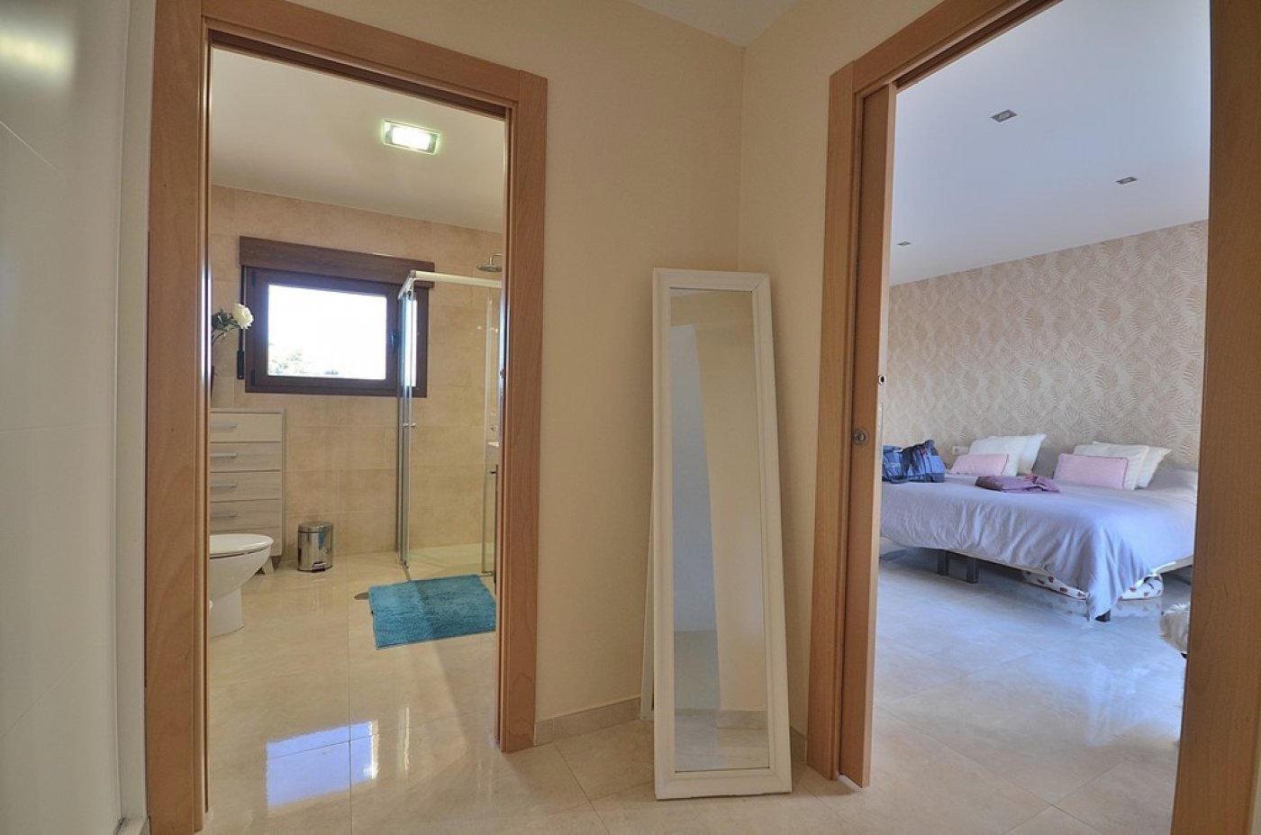 5 Bedroom 5 Bathroom Villa in Albacete - Caza De Casa