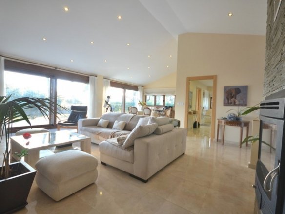 5 Bedroom 5 Bathroom Villa in Albacete - Caza De Casa