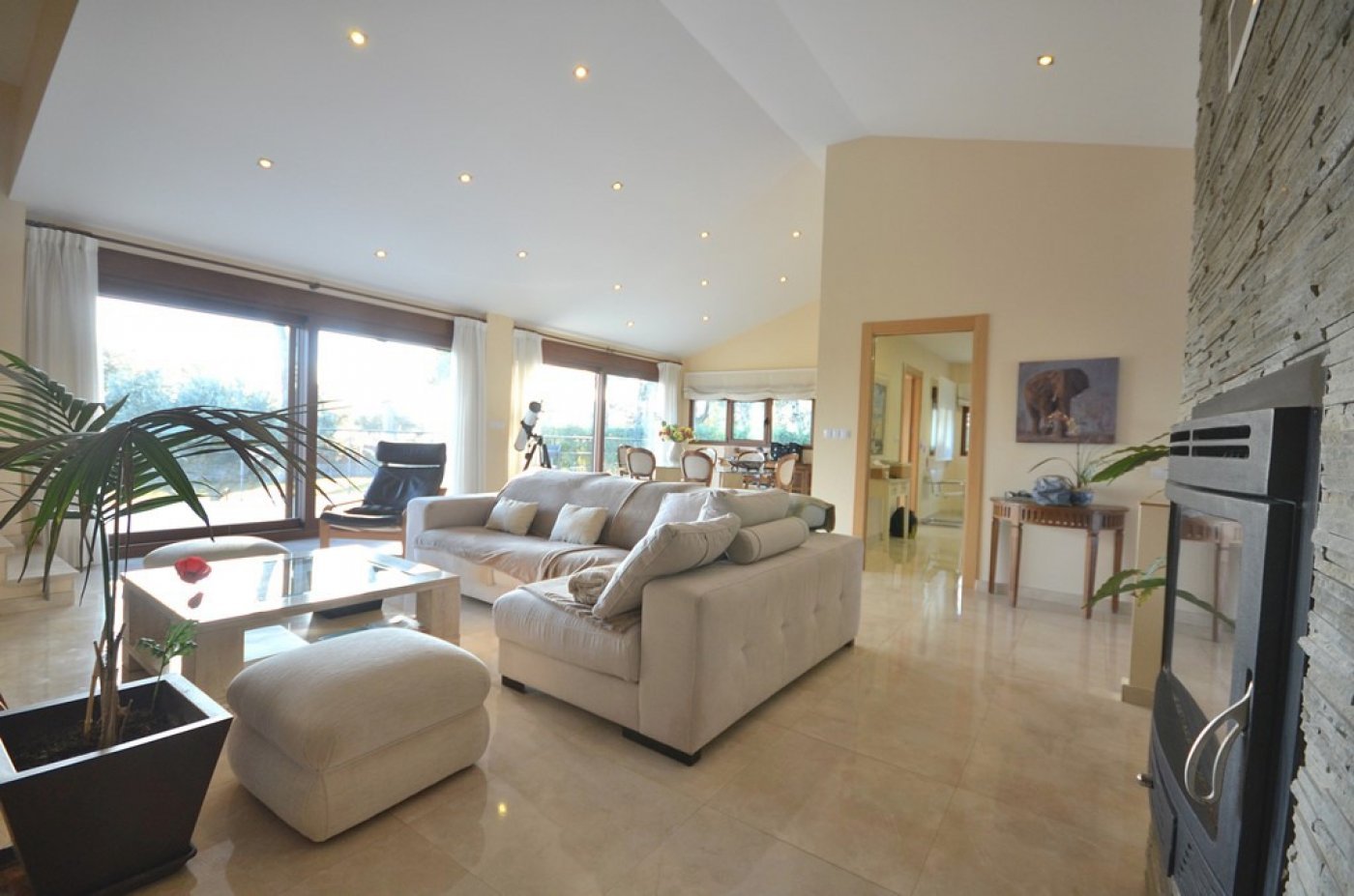 5 Bedroom 5 Bathroom Villa in Albacete - Caza De Casa