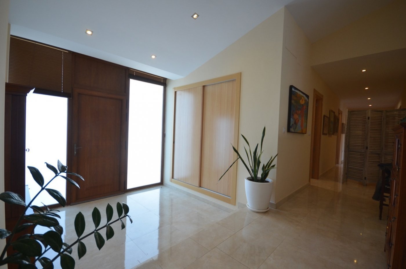 5 Bedroom 5 Bathroom Villa in Albacete - Caza De Casa