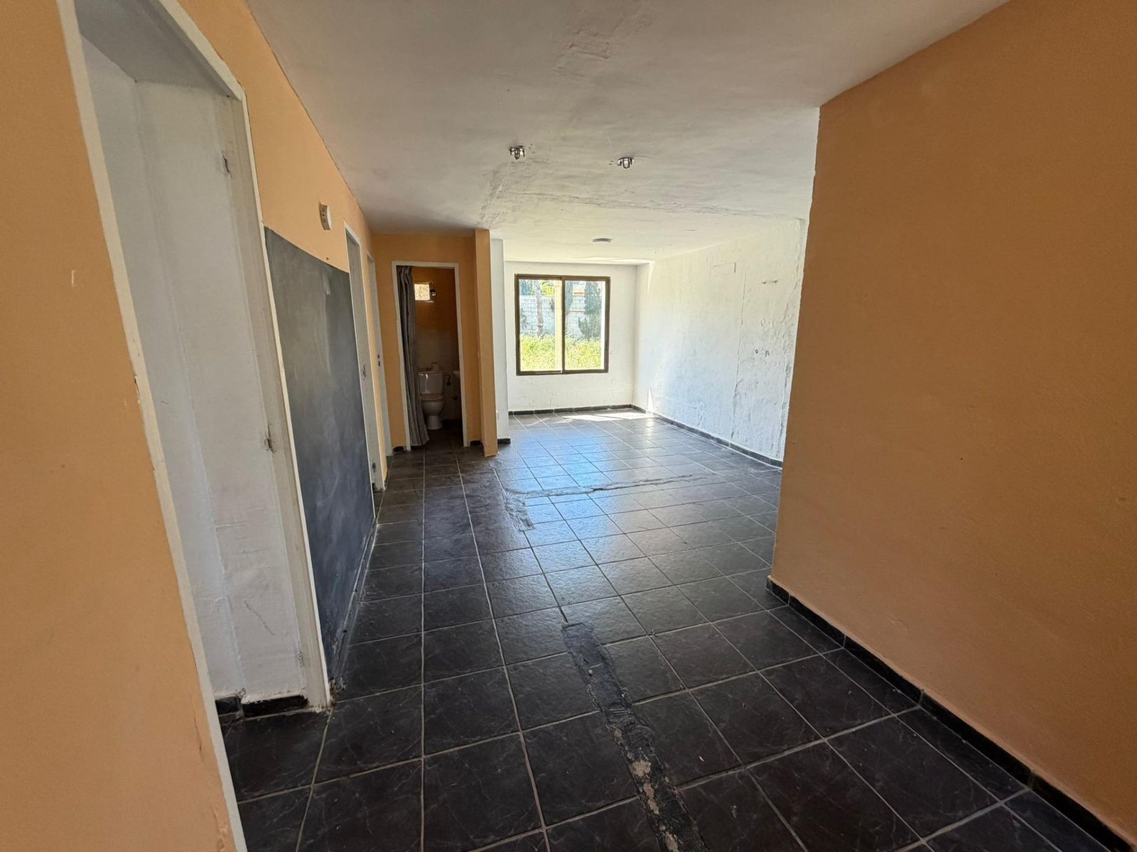 4-41 4 Bedroom 2 Bathroom Villa in Torrevieja - Caza De Casa