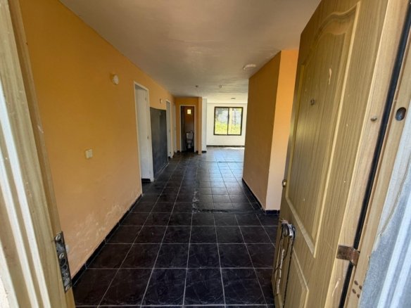 4 Bedroom 2 Bathroom Villa in Torrevieja - Caza De Casa
