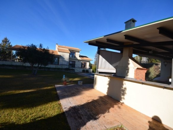 5 Bedroom 5 Bathroom Villa in Albacete - Caza De Casa