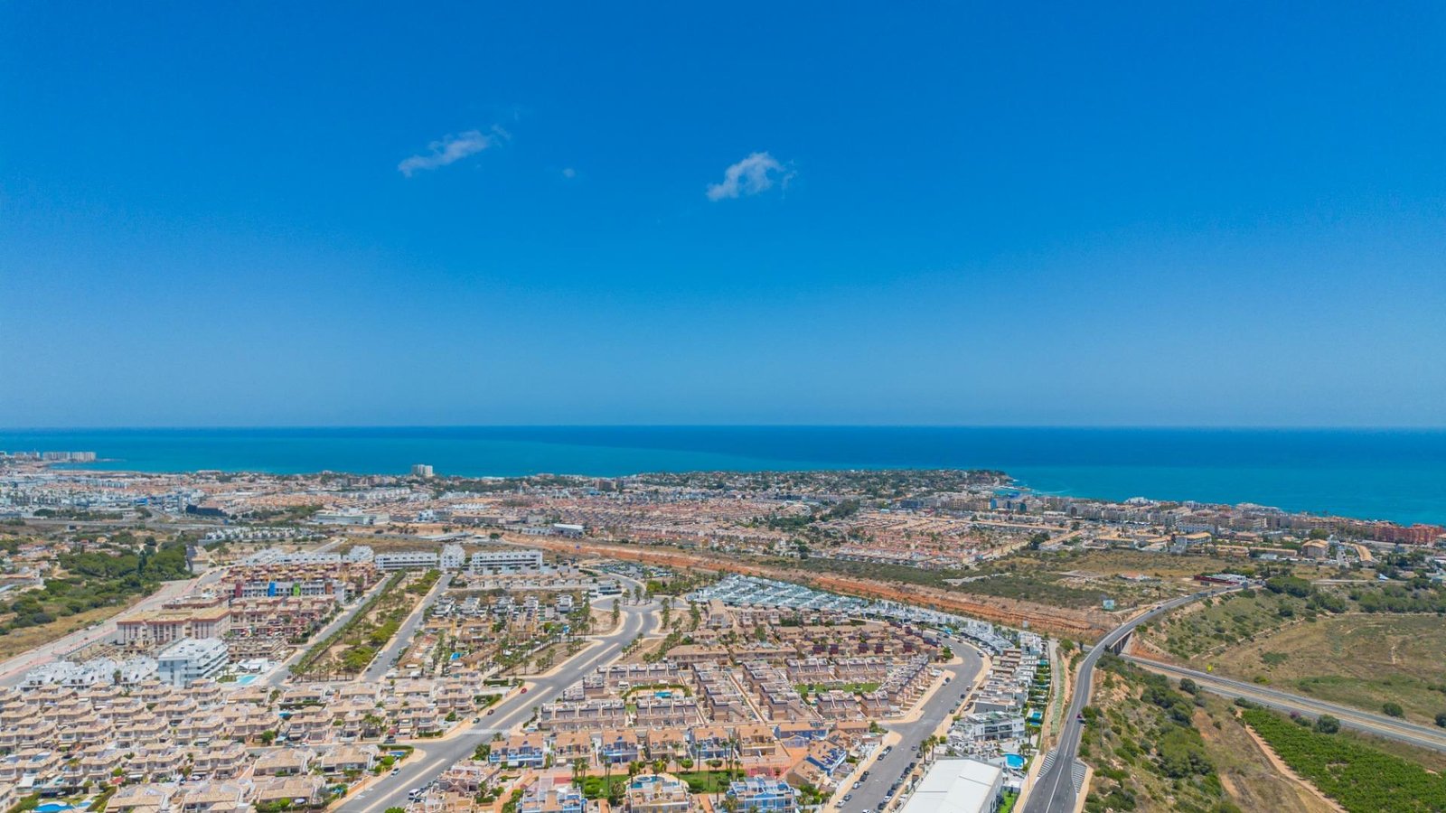 3 Bedroom 3 Bathroom Villa in Orihuela Costa - Caza De Casa