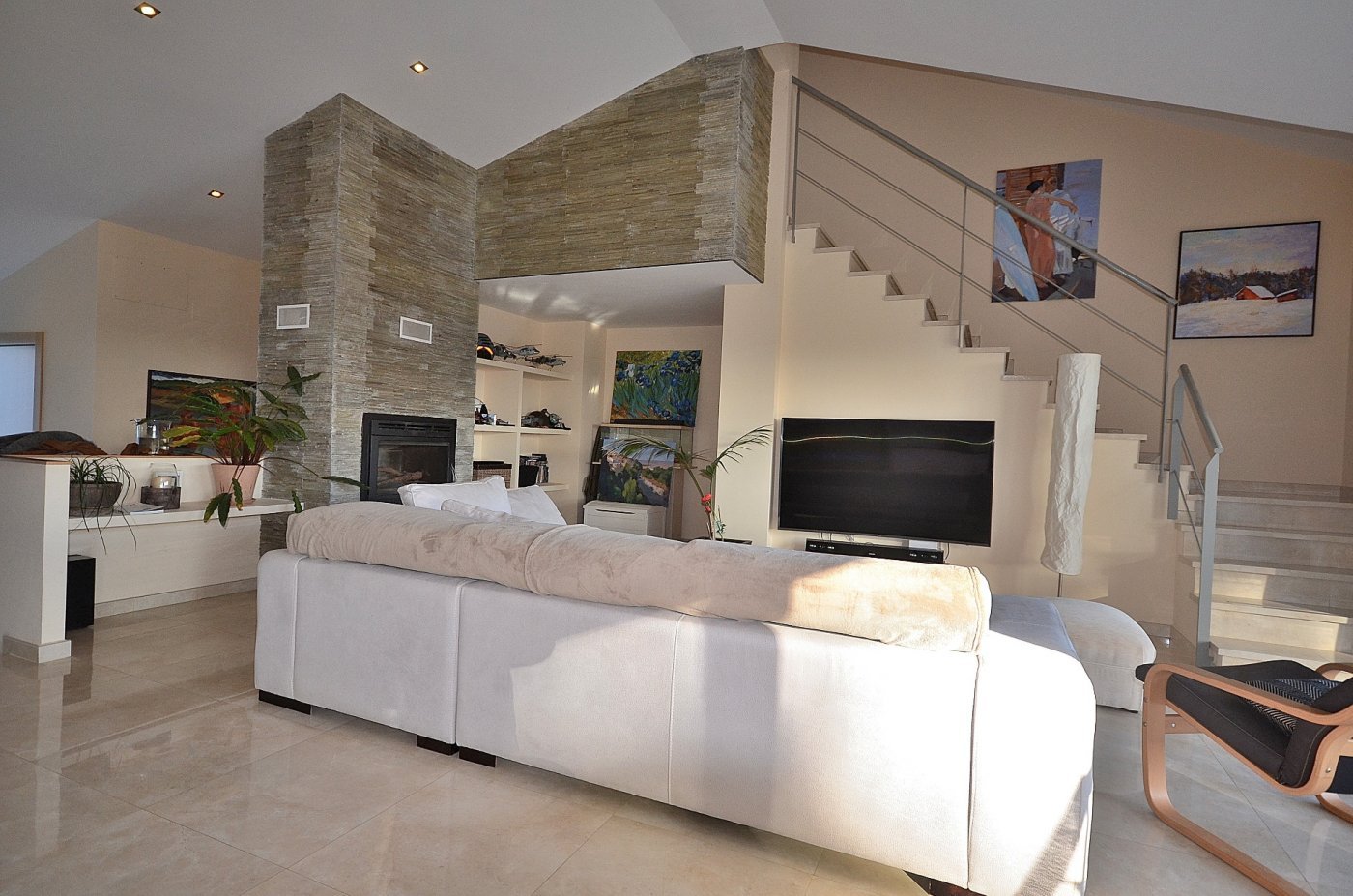 5 Bedroom 5 Bathroom Villa in Albacete - Caza De Casa