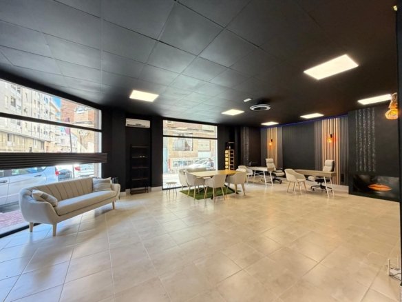 2 Bedroom 1 Bathroom Commercial in Torrevieja - Caza De Casa