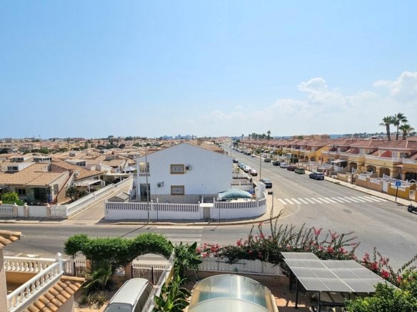 3 Bedroom 3 Bathroom Villa in Orihuela Costa - Caza De Casa