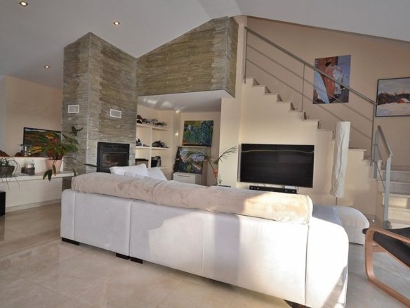 5 Bedroom 5 Bathroom Villa in Albacete - Caza De Casa