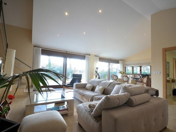 5 Bedroom 5 Bathroom Villa in Albacete - Caza De Casa