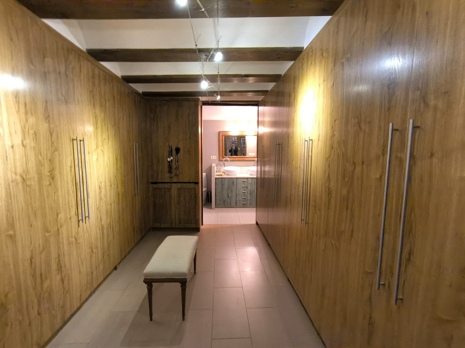 4 Bedroom 2 Bathroom Country House in Villena - Caza De Casa