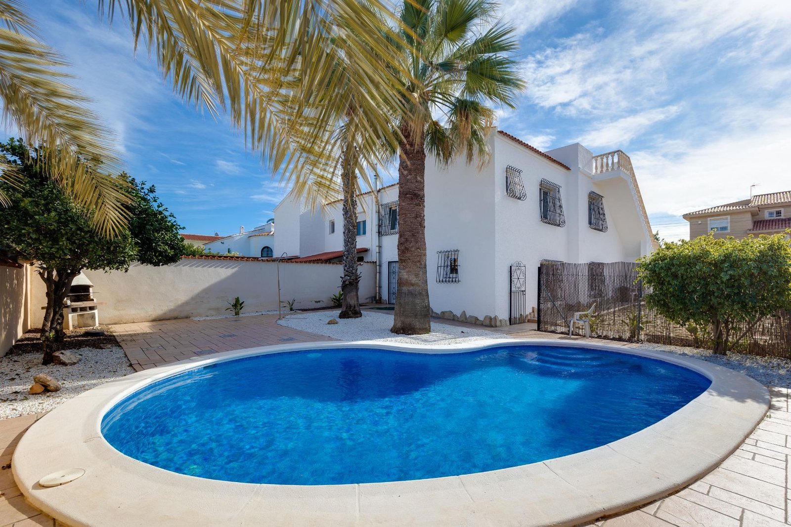 41-1 3 Bedroom 3 Bathroom Villa in Torrevieja - Caza De Casa