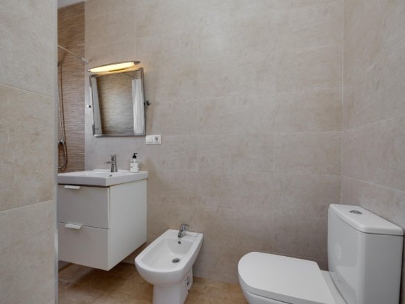 3 Bedroom 3 Bathroom Villa in Torrevieja - Caza De Casa
