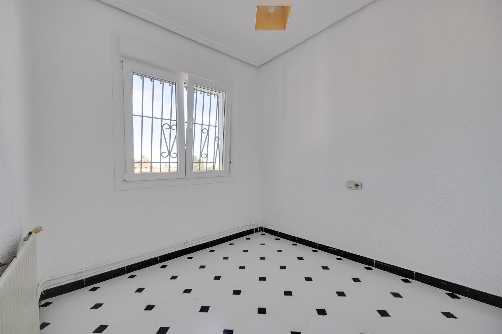 41-14 3 Bedroom 3 Bathroom Villa in Torrevieja - Caza De Casa