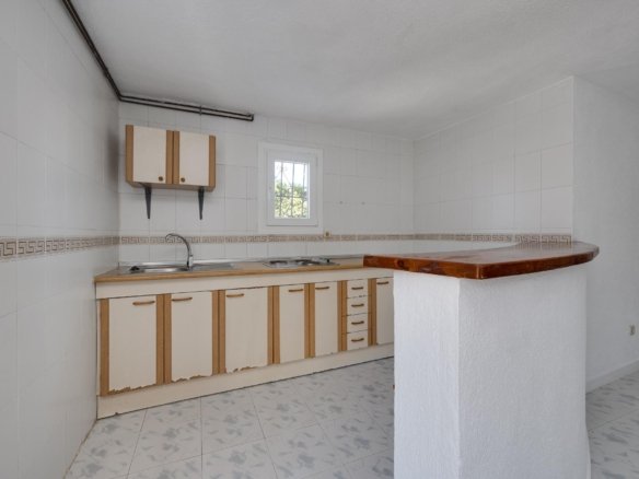 3 Bedroom 3 Bathroom Villa in Torrevieja - Caza De Casa