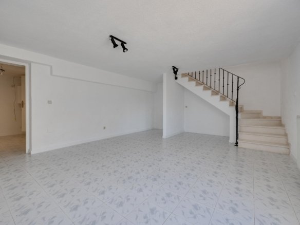 3 Bedroom 3 Bathroom Villa in Torrevieja - Caza De Casa