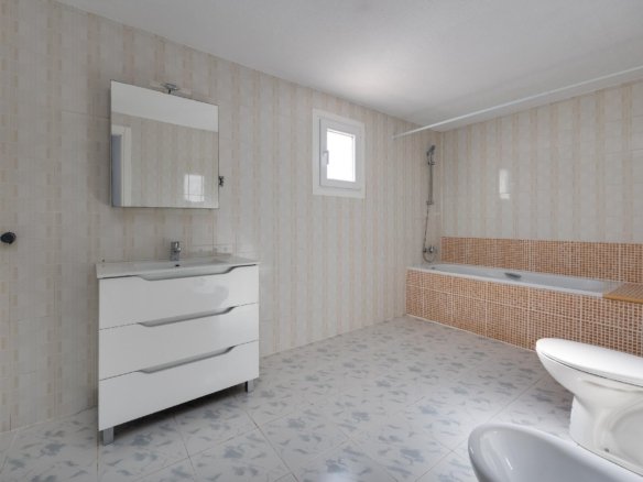 3 Bedroom 3 Bathroom Villa in Torrevieja - Caza De Casa