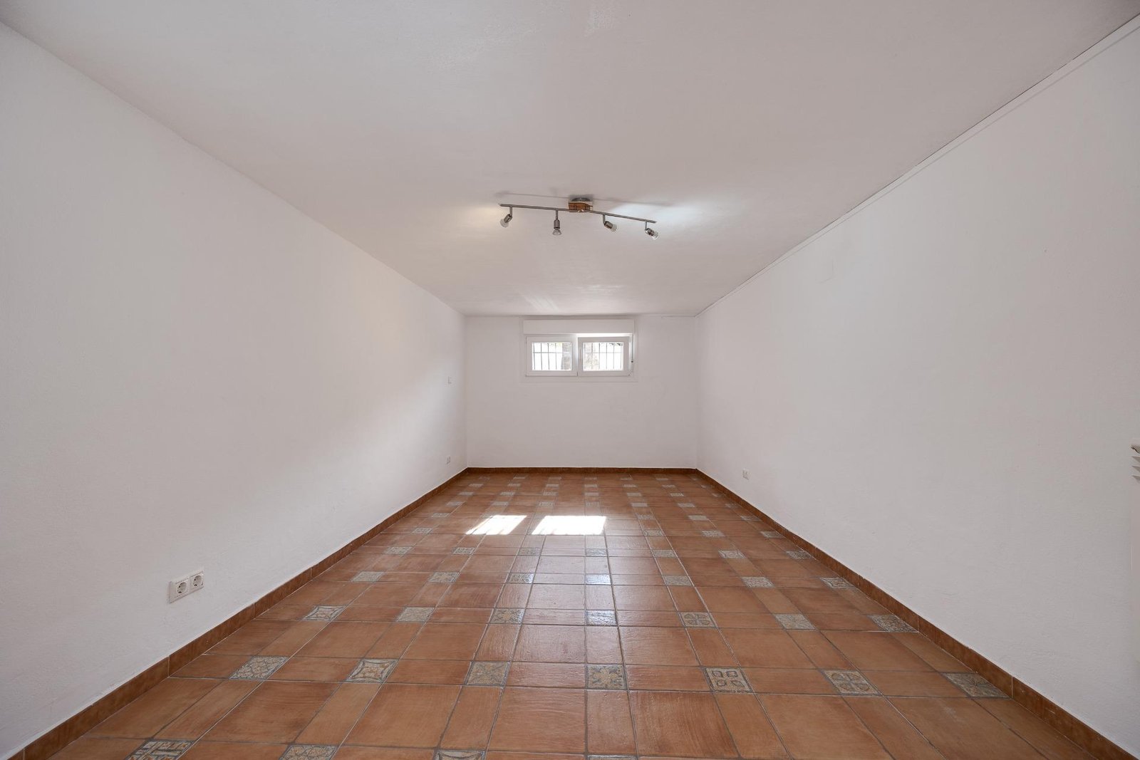 41-26 3 Bedroom 3 Bathroom Villa in Torrevieja - Caza De Casa