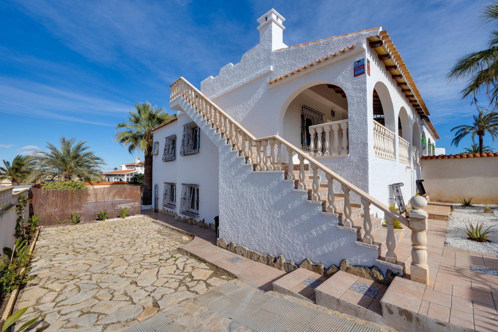 41-34 3 Bedroom 3 Bathroom Villa in Torrevieja - Caza De Casa