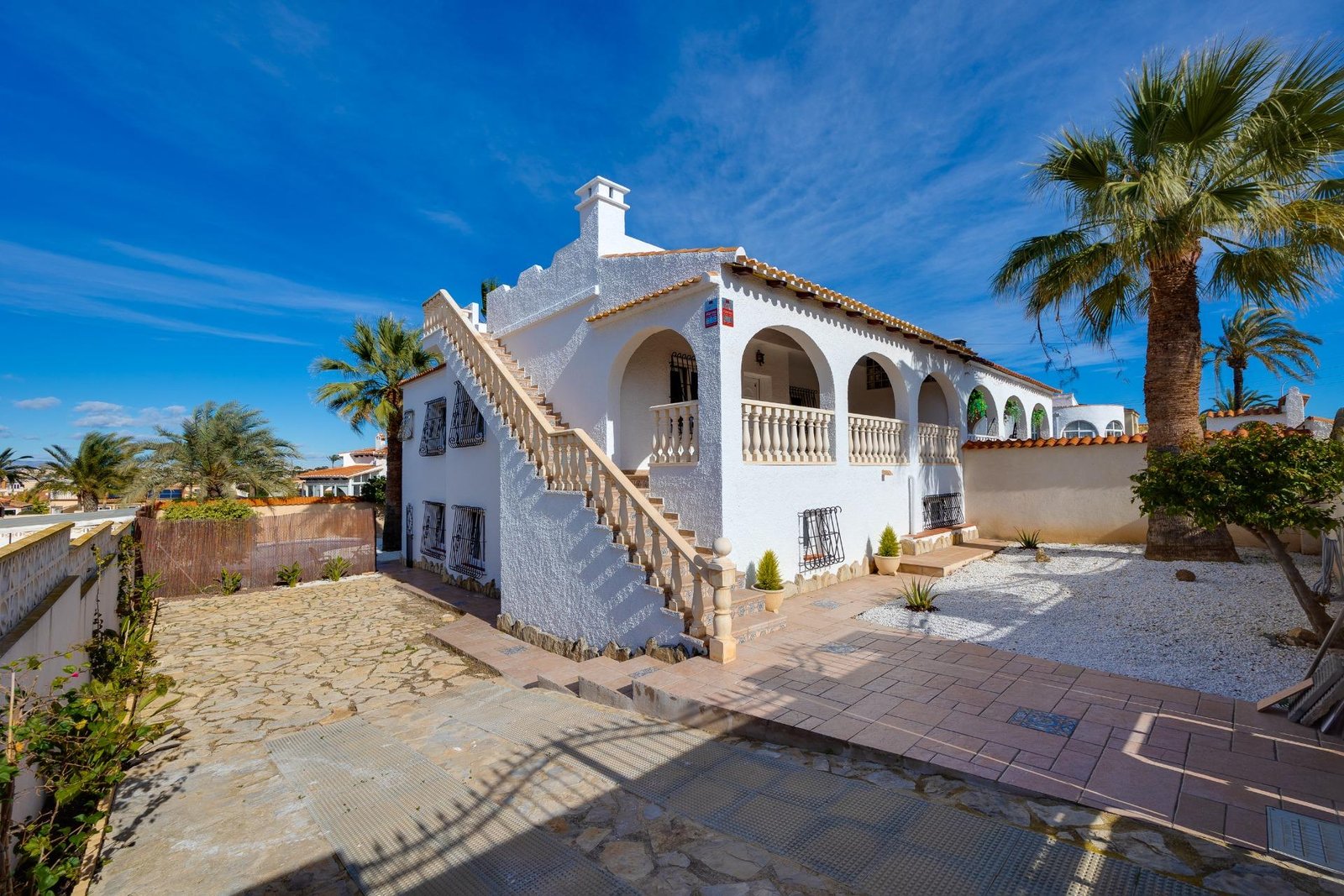41-37 3 Bedroom 3 Bathroom Villa in Torrevieja - Caza De Casa