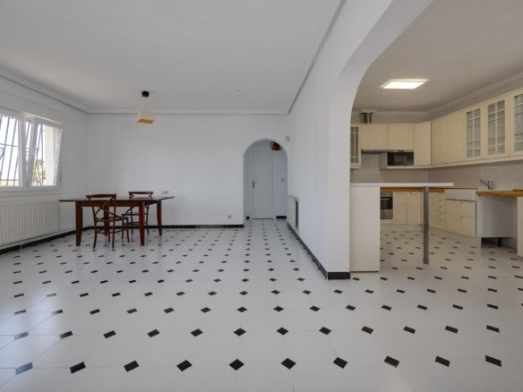 3 Bedroom 3 Bathroom Villa in Torrevieja - Caza De Casa