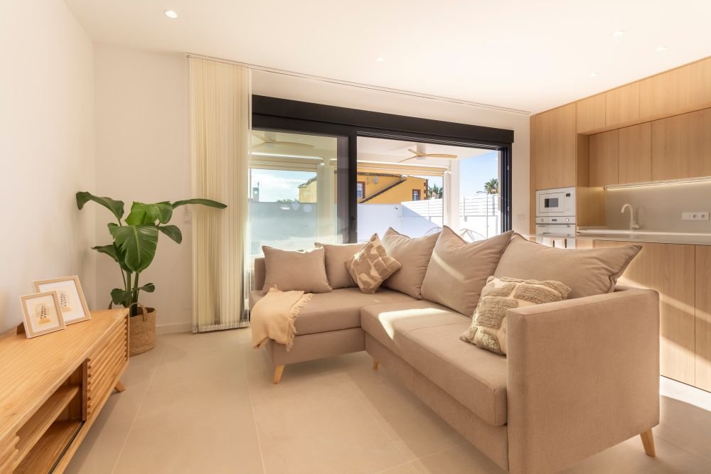 3 Bedroom 2 Bathroom Villa in Torrevieja - Caza De Casa