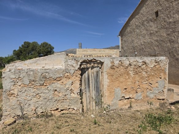 280 m² Land in La Canalosa - Caza De Casa