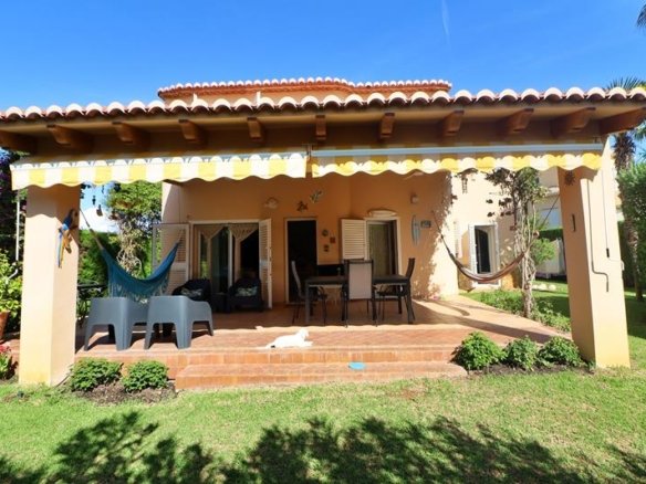 3 Bedroom 2 Bathroom Villa in Oliva - Caza De Casa
