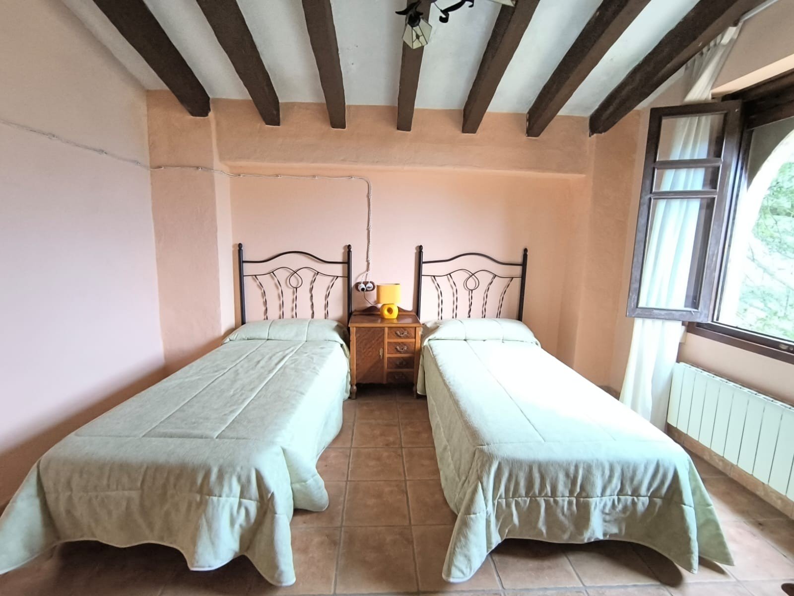 22 Bedroom 17 Bathroom Commercial in Banyeres De Mariola - Caza De Casa