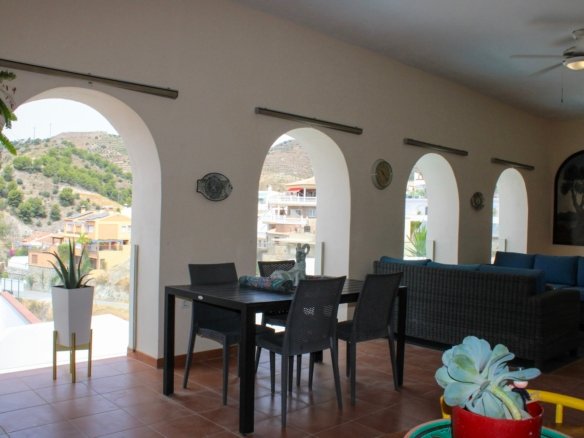 4 Bedroom 4 Bathroom Villa in Almunecar - Caza De Casa