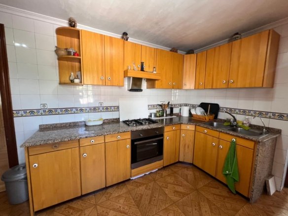 2 Bedroom 1 Bathroom Country House in Algueña - Caza De Casa