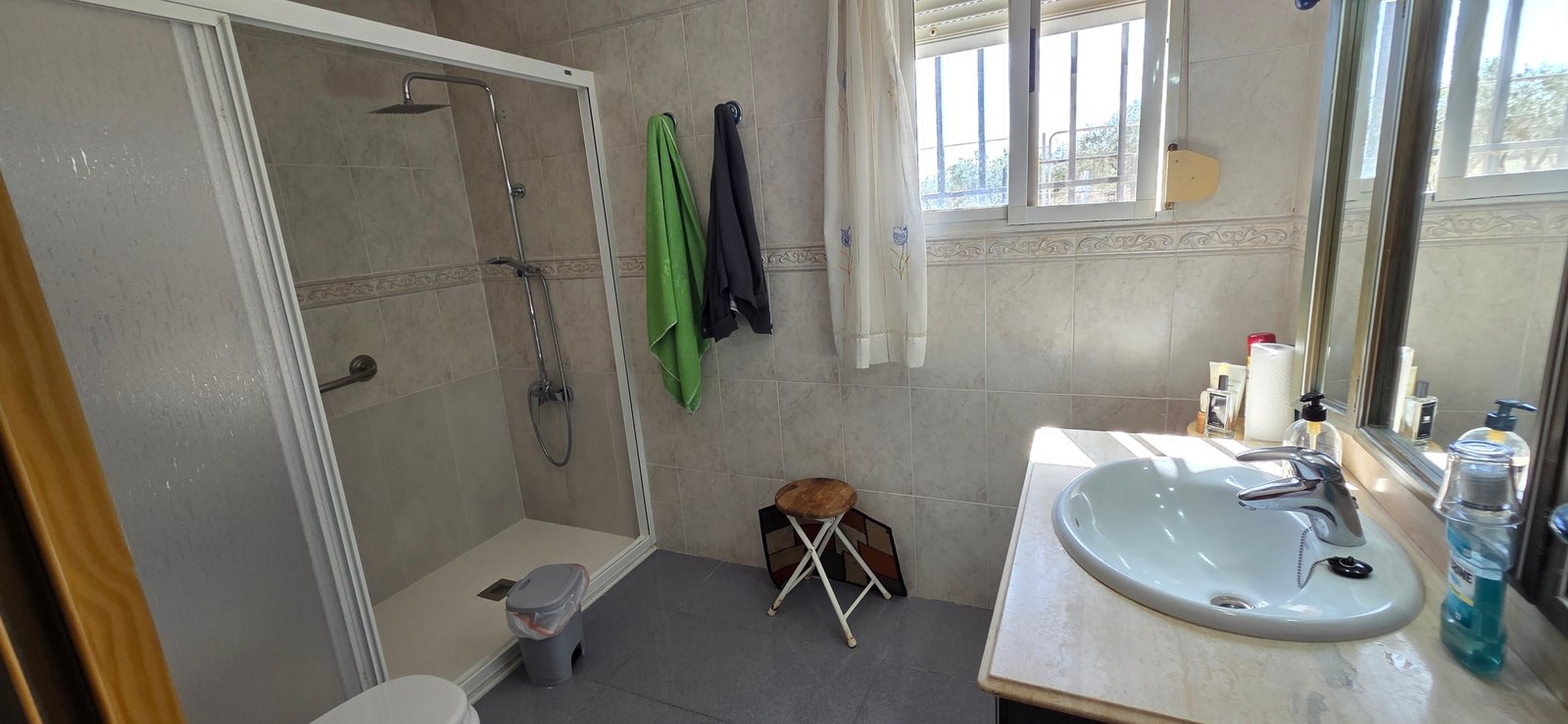 6 Bedroom 3 Bathroom Country House in Yecla - Caza De Casa