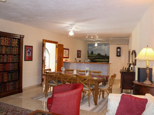 4 Bedroom 4 Bathroom Villa in Almunecar - Caza De Casa