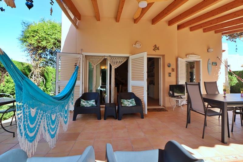 3 Bedroom 2 Bathroom Villa in Oliva - Caza De Casa